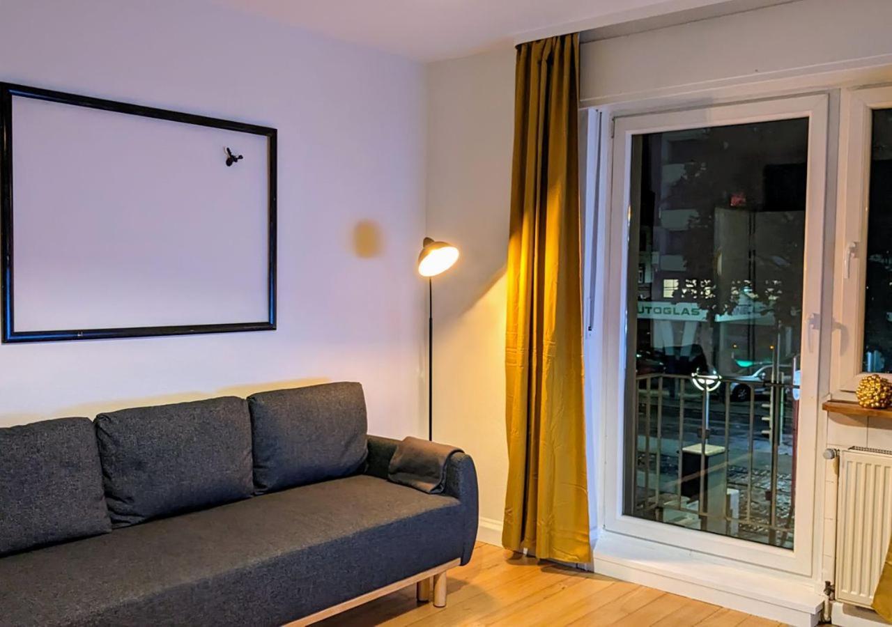 Апартаменты 65Qm Altbaucharme Mit Zwei Balkonen Карлсруэ Экстерьер фото